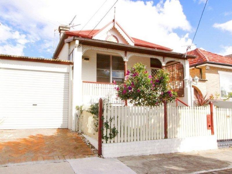 26 Samuel St, Tempe NSW 2044