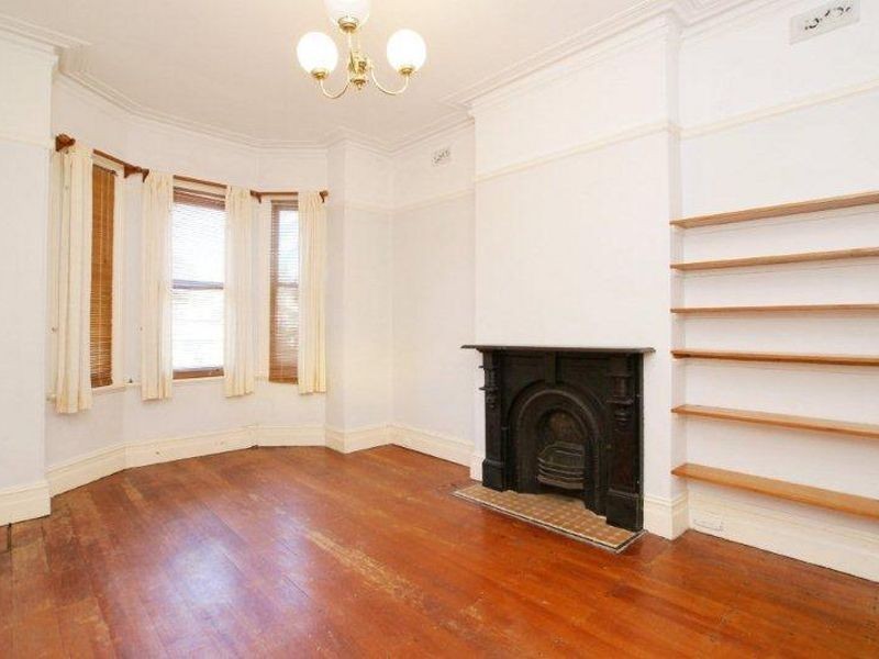 18 William St, Marrickville NSW 2204