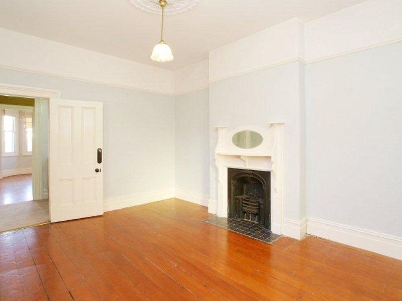 18 William St, Marrickville NSW 2204