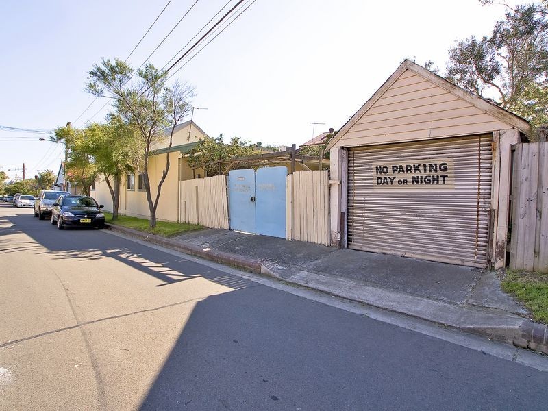 1 Fanning St, Tempe NSW 2044