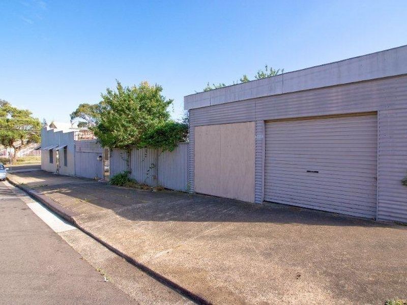 24 Griffiths St, Tempe NSW 2044