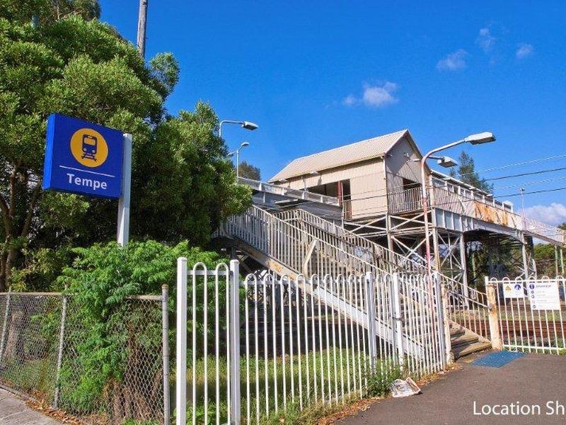 24 Griffiths St, Tempe NSW 2044