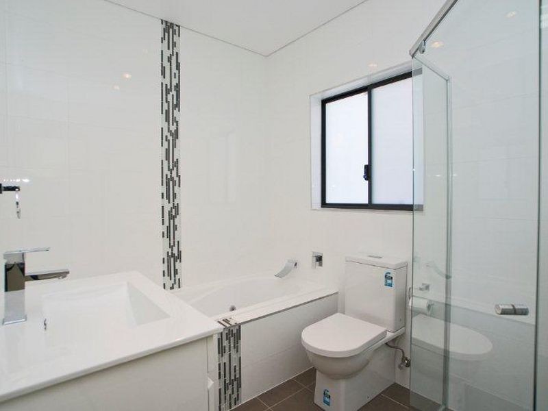 65 Hampton St, Croydon Park NSW 2133