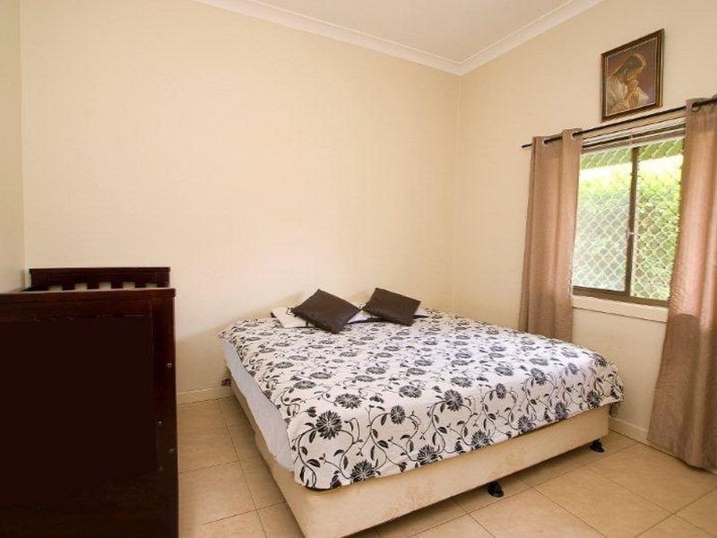 22 Jeffrey St, Canterbury NSW 2193