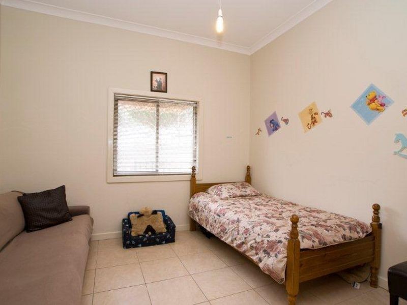 22 Jeffrey St, Canterbury NSW 2193