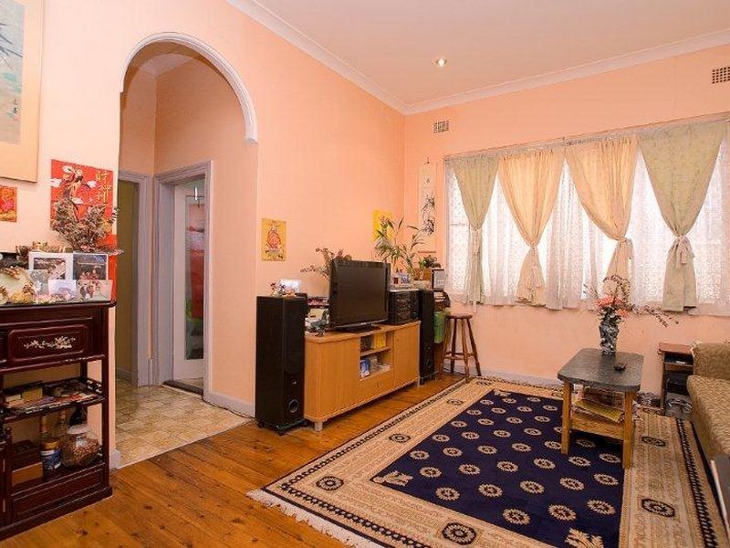25 Jersey St, Marrickville NSW 2204