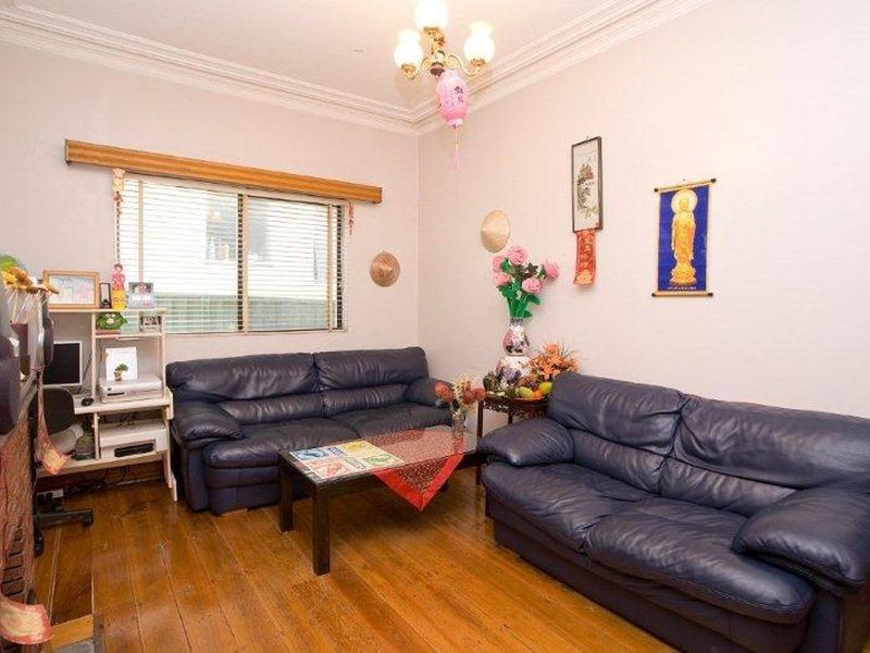 6 Fernbank Street, Marrickville NSW 2204