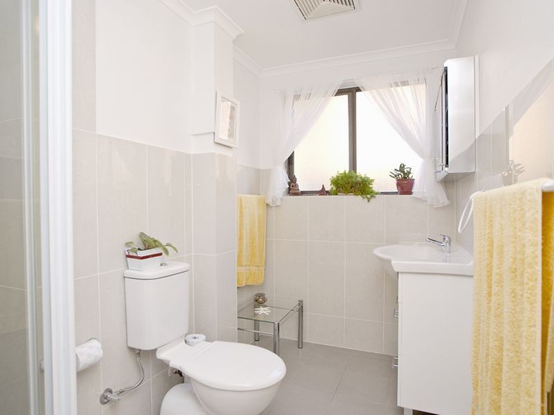 2/24 Glen St, Marrickville NSW 2204