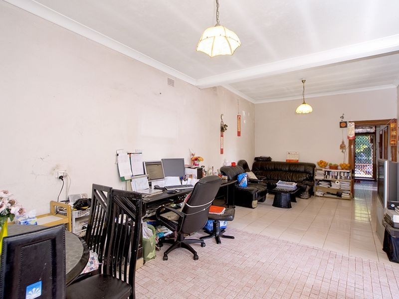 26 Griffiths St, Tempe NSW 2044