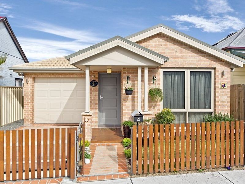 4 Fanning St, Tempe NSW 2044