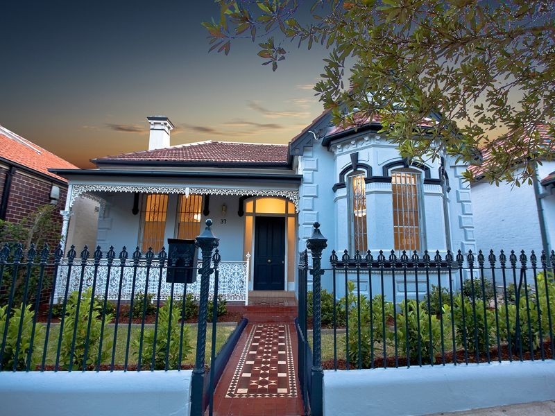 37 & 37A Robert St, Marrickville NSW 2204