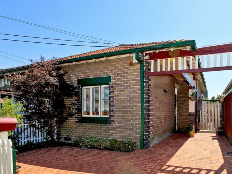 3 Green Street, Tempe NSW 2044