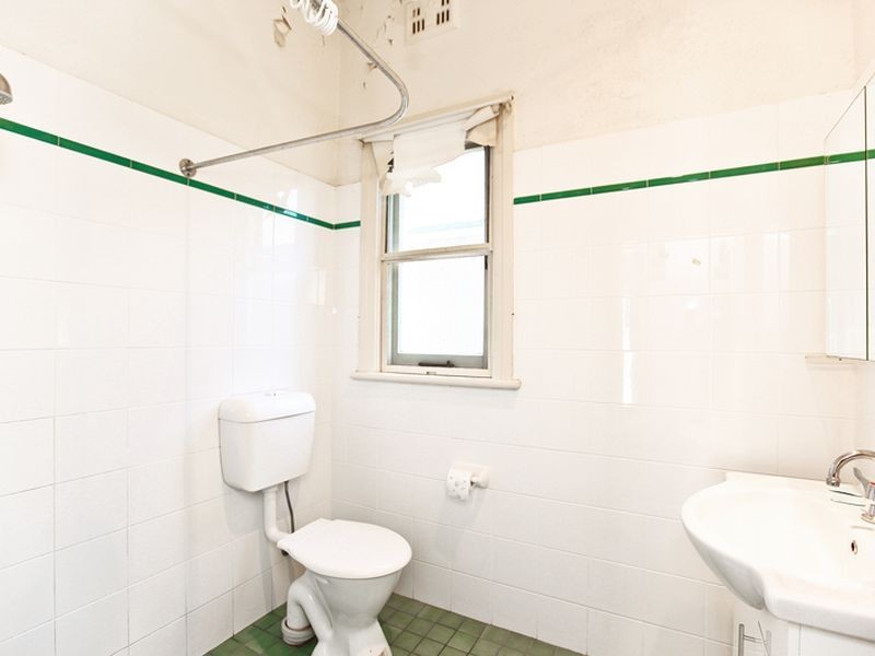 18 Collins Street, Tempe NSW 2044