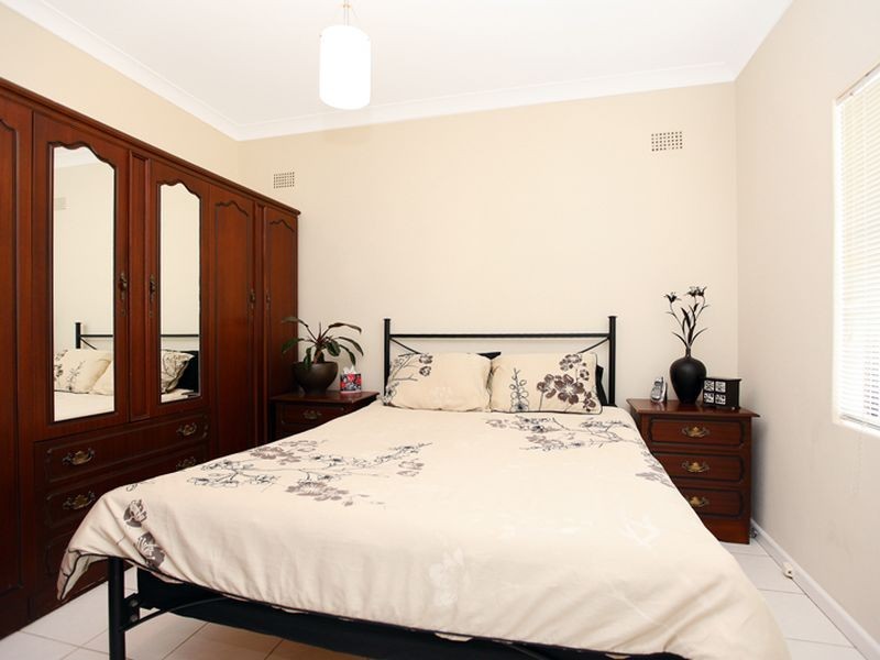 6 Ross St, Dulwich Hill NSW 2203