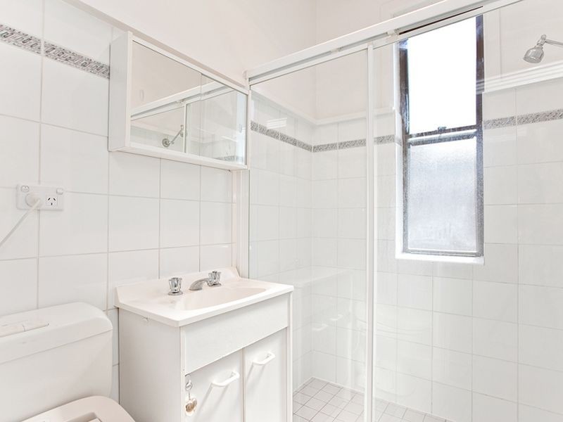 2 Lymerston St, Tempe NSW 2044