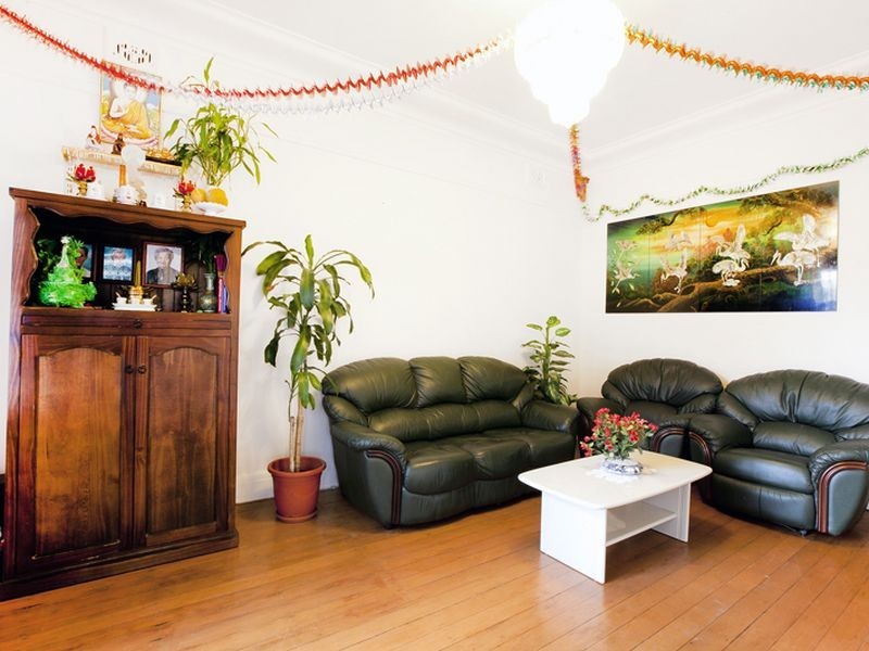 105 Meeks Rd, Marrickville NSW 2204
