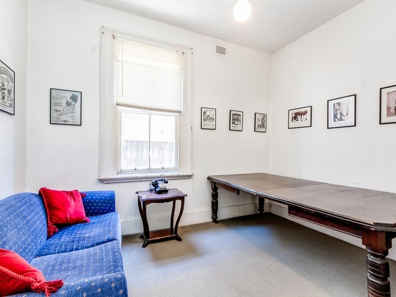 6 Bowral St, Kensington NSW 2033