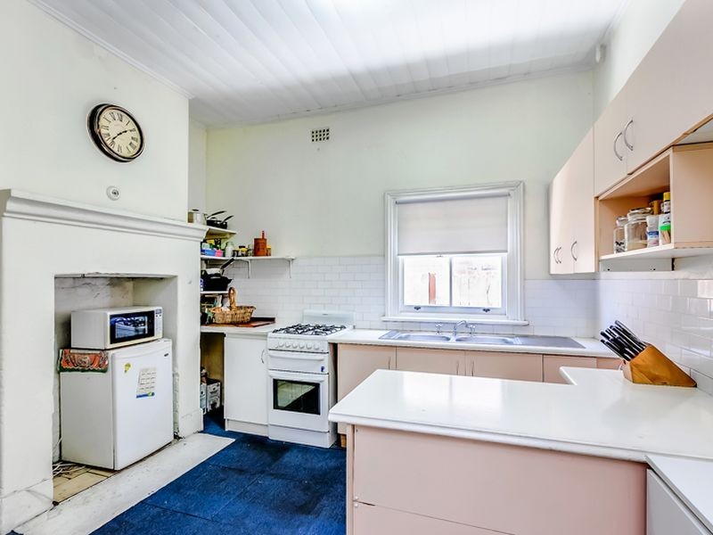 6 Bowral St, Kensington NSW 2033