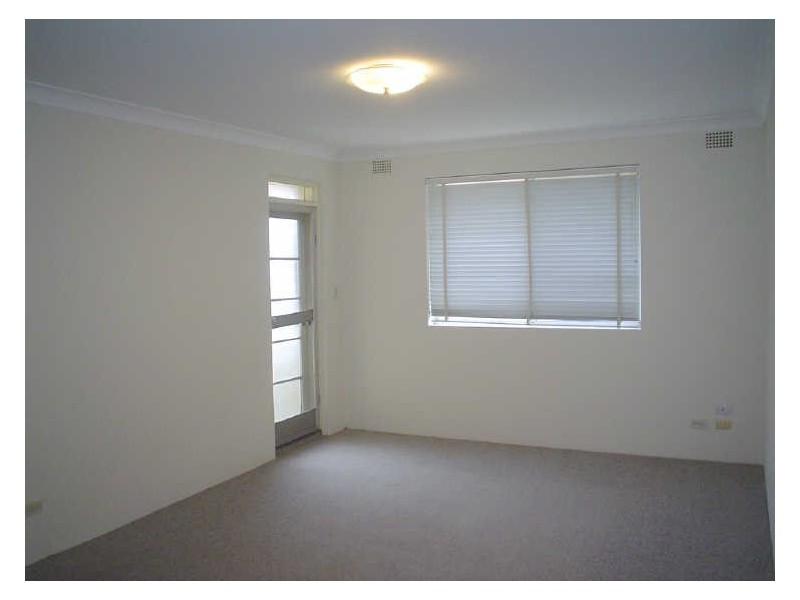 8/7 Harnett Avenue, Marrickville NSW 2204