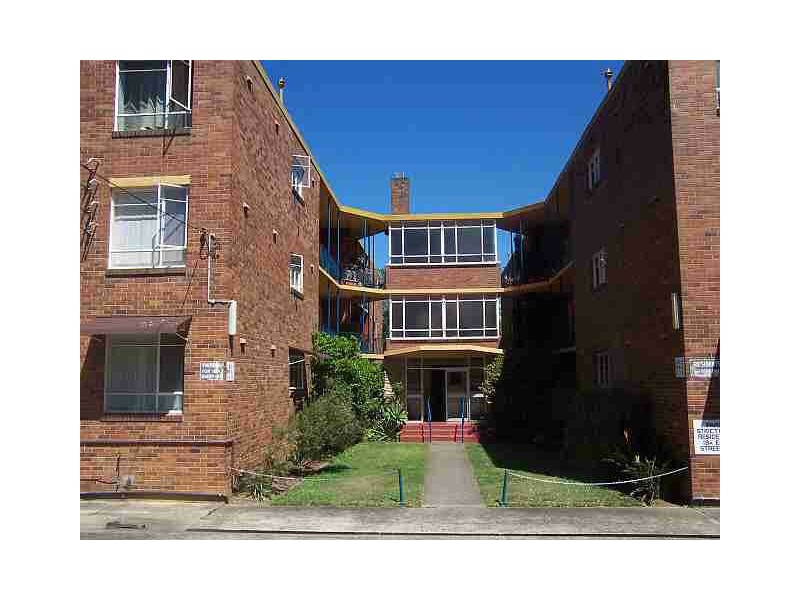 3/18a Ewart Street, Marrickville NSW 2204