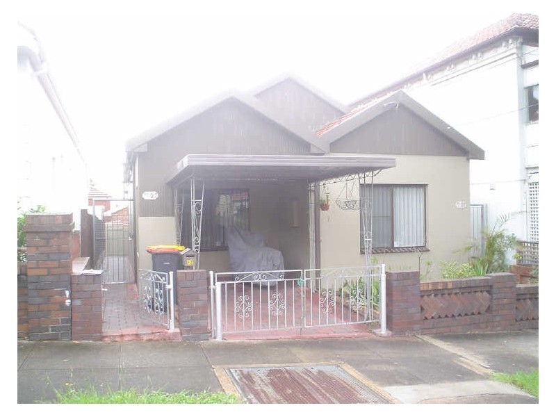 2/27 John Street, Petersham NSW 2049