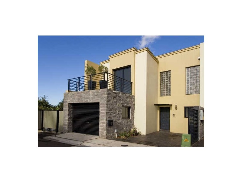 16 Farrow Lane, Tempe NSW 2044