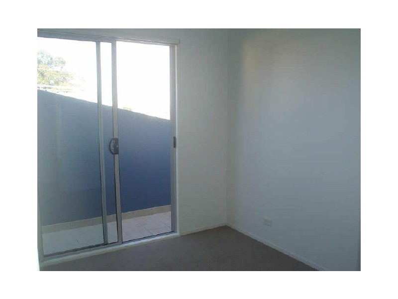 2/1A Cowper Street, Marrickville NSW 2204