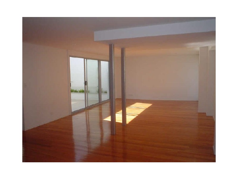 2/1A Cowper Street, Marrickville NSW 2204