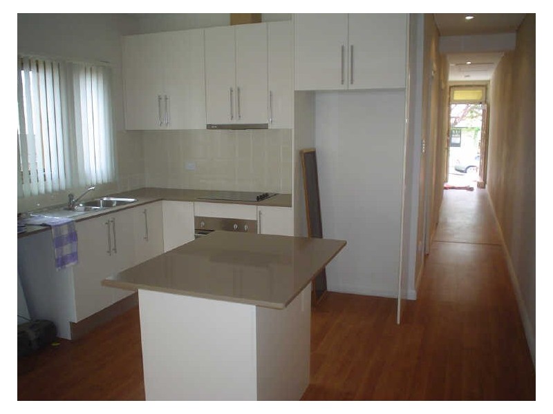 8 William Street, Tempe NSW 2044