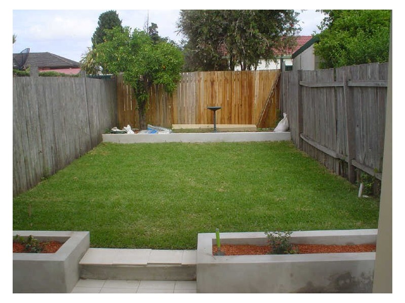 8 William Street, Tempe NSW 2044