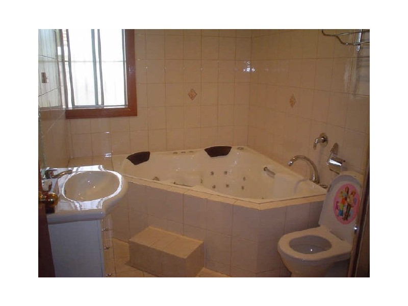 49 Riverside Cres, Marrickville NSW 2204