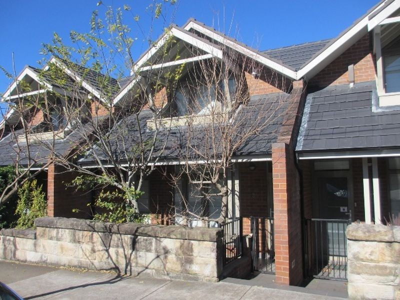 2/61A Albany Road, Stanmore NSW 2048
