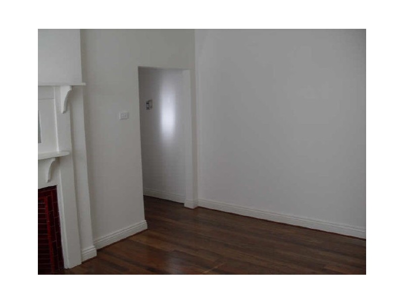 132 Edinburgh Road, Marrickville NSW 2204