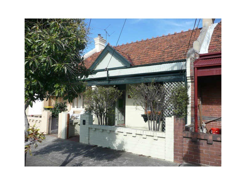 32 Calvert Street, Marrickville NSW 2204