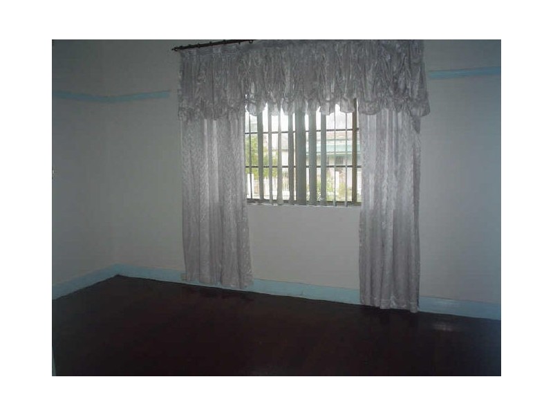 1 Warren Road, Marrickville NSW 2204