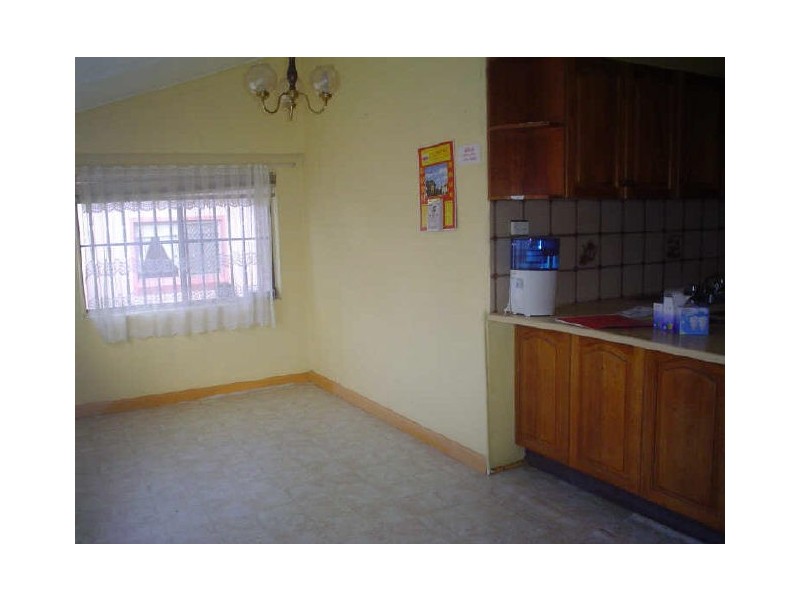 1 Warren Road, Marrickville NSW 2204