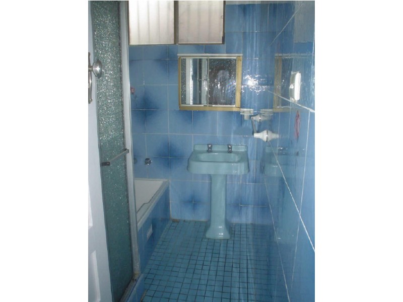 1 Warren Road, Marrickville NSW 2204