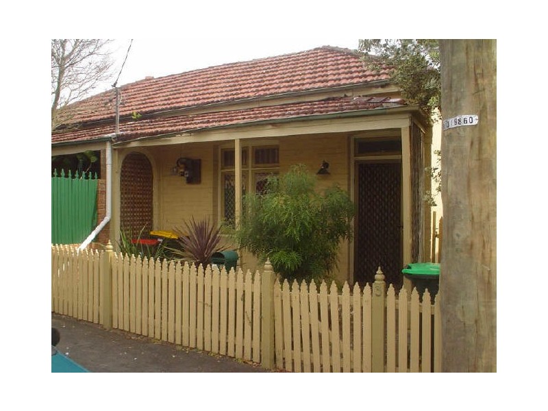 3 Nicholson St, Tempe NSW 2044
