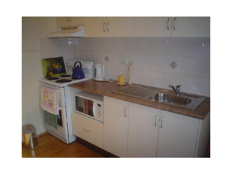 3 Nicholson St, Tempe NSW 2044