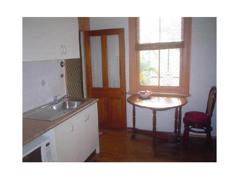 3 Nicholson St, Tempe NSW 2044