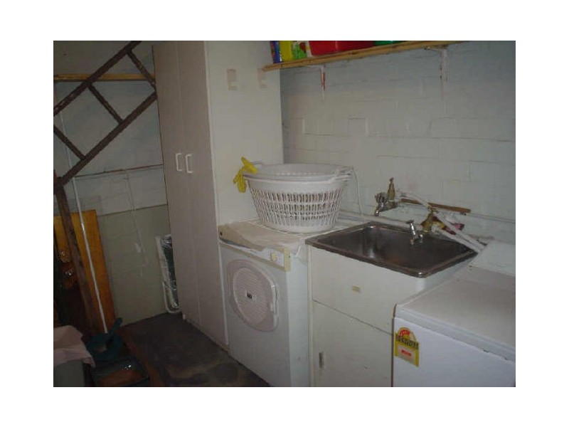 3 Nicholson St, Tempe NSW 2044