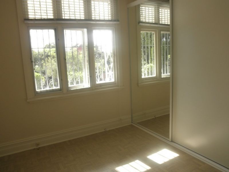 18 Hillcrest Street, Tempe NSW 2044