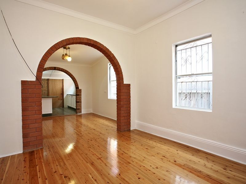 64 Frampton ave, Marrickville NSW 2204
