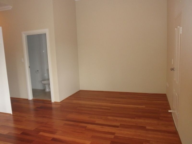 9/11 Woodcourt Street, Marrickville NSW 2204