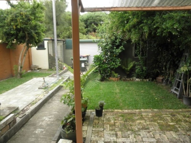 72 Park Road, Sydenham NSW 2044