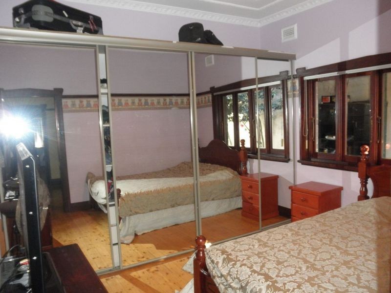 8 Harriett Street, Marrickville NSW 2204