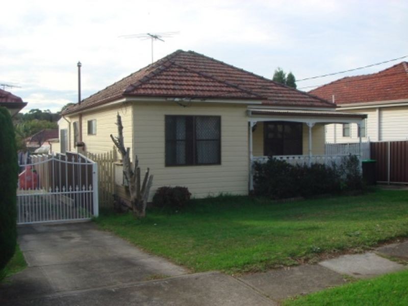 23 Eva Street, Roselands NSW 2196