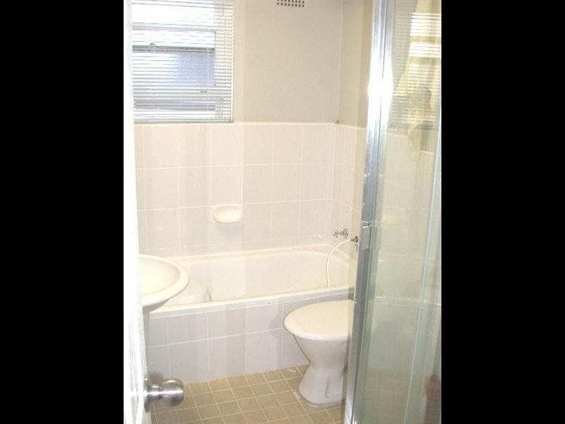 1/19b Riverside Cres, Marrickville NSW 2204