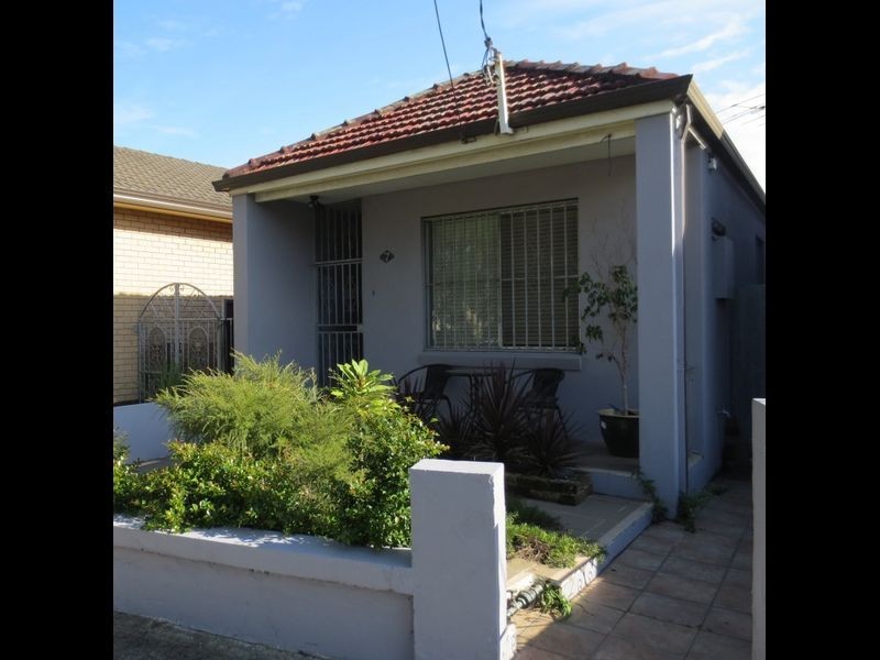 7 Despointes Street, Marrickville NSW 2204