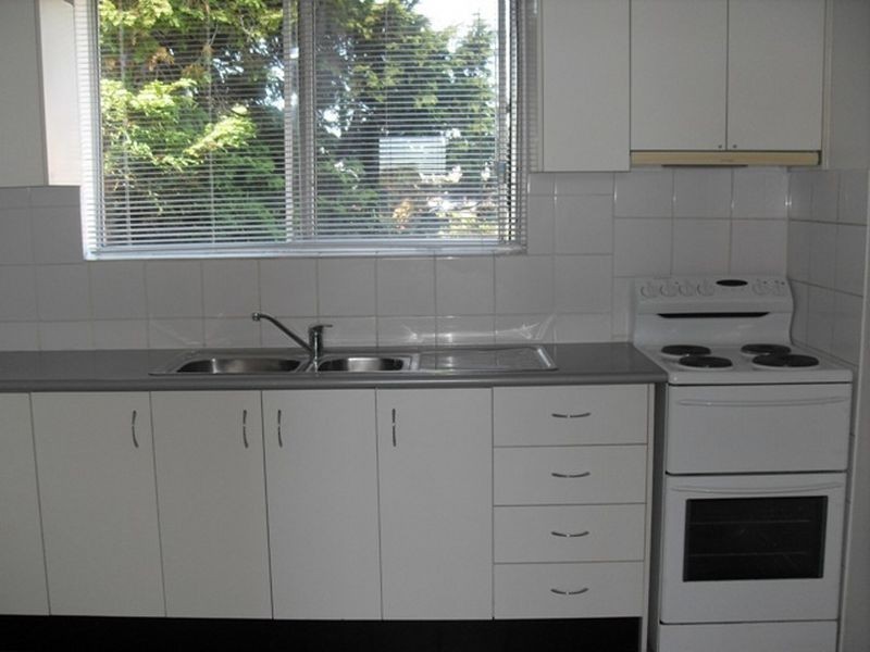 8/29 Pine Street, Marrickville NSW 2204